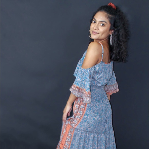 BOHO PRINT OFF THE SHOULDER MAXI DRESS - Picture 2 of 7